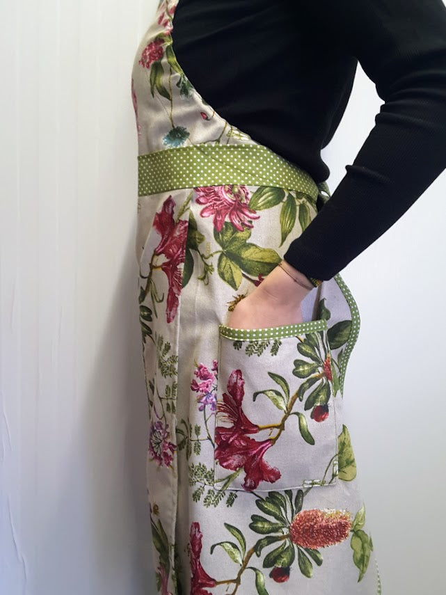Apron Ella