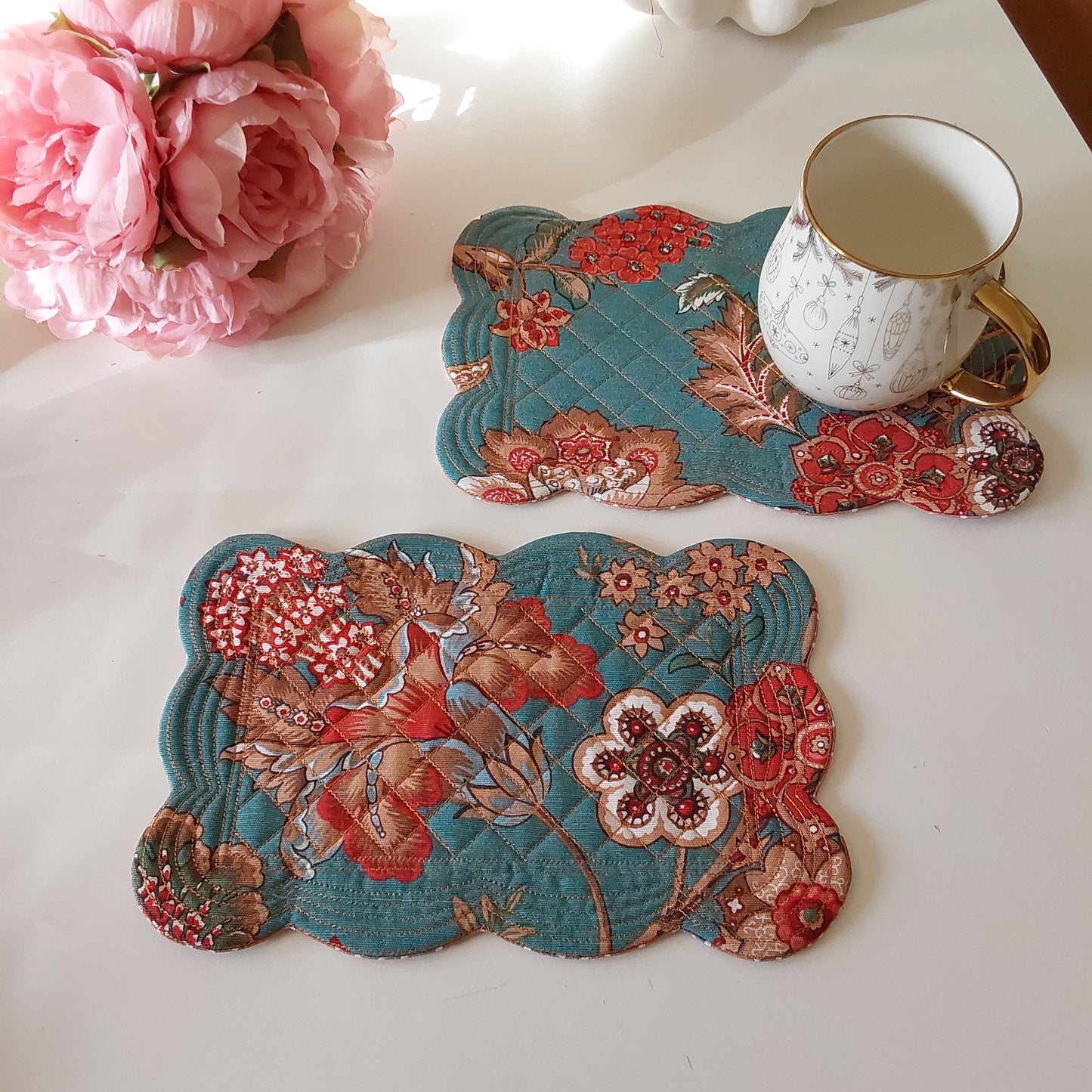 Mug rugs, set of two