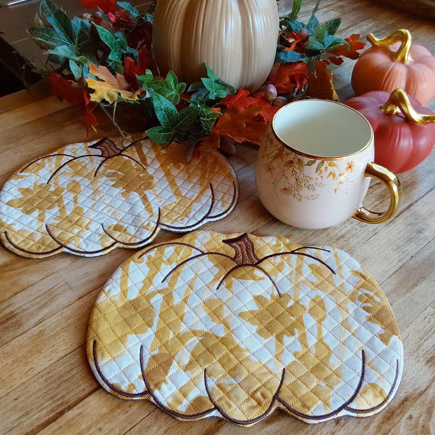 Coffe mug rugs, set of 2