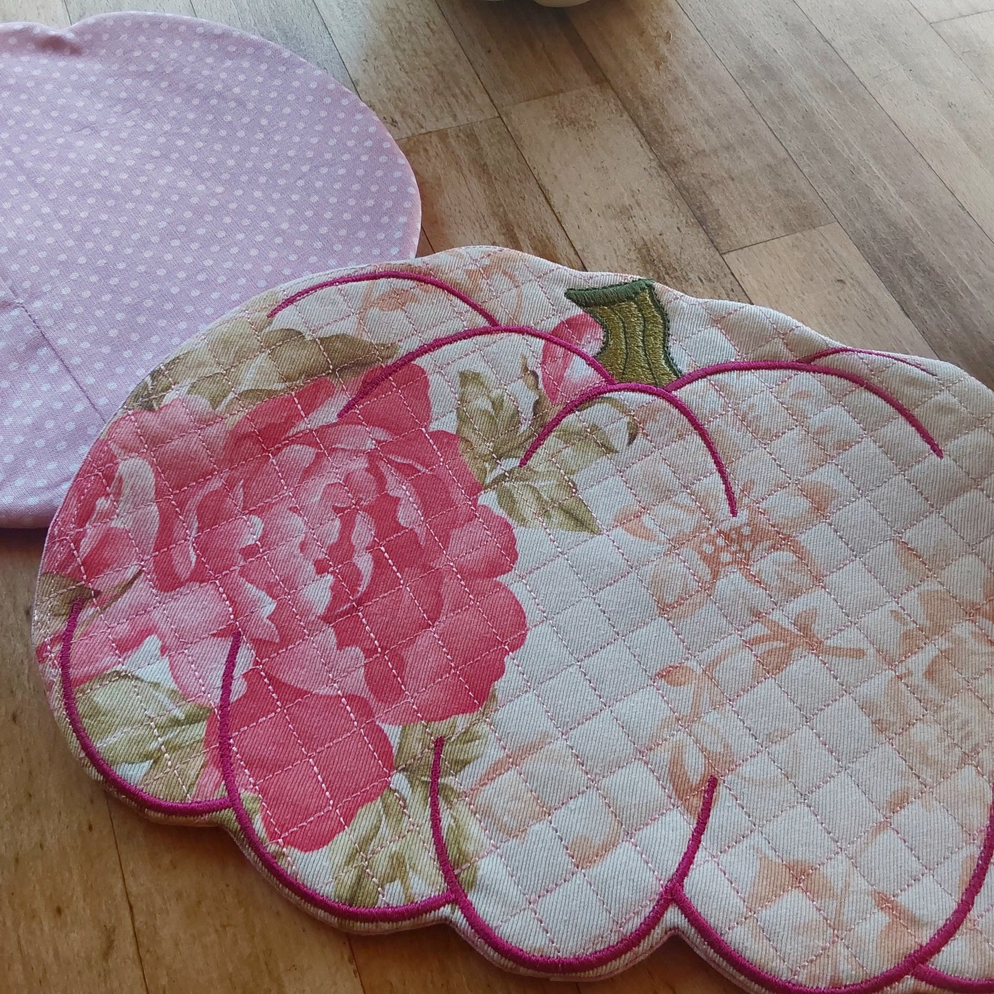 Pumpkin mug rugs, set of two