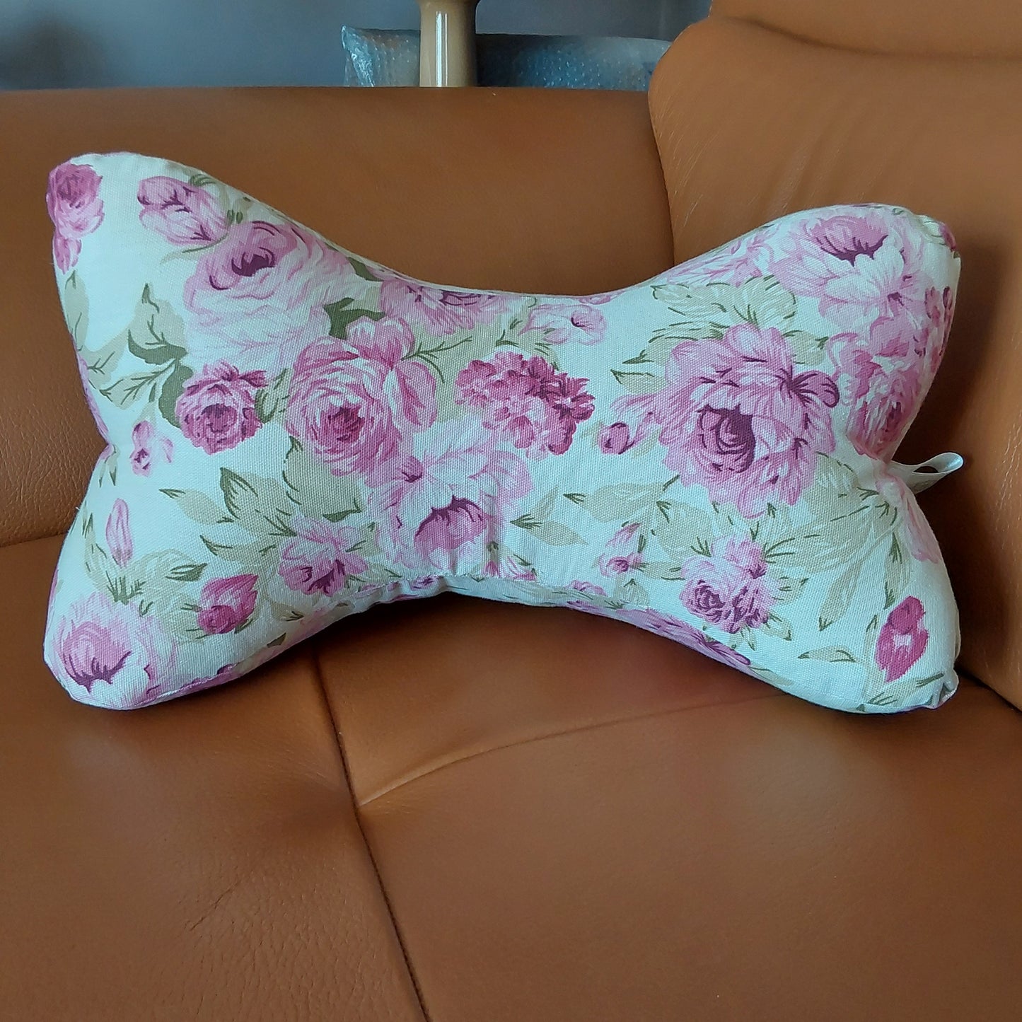 Bone shaped neck support pillow