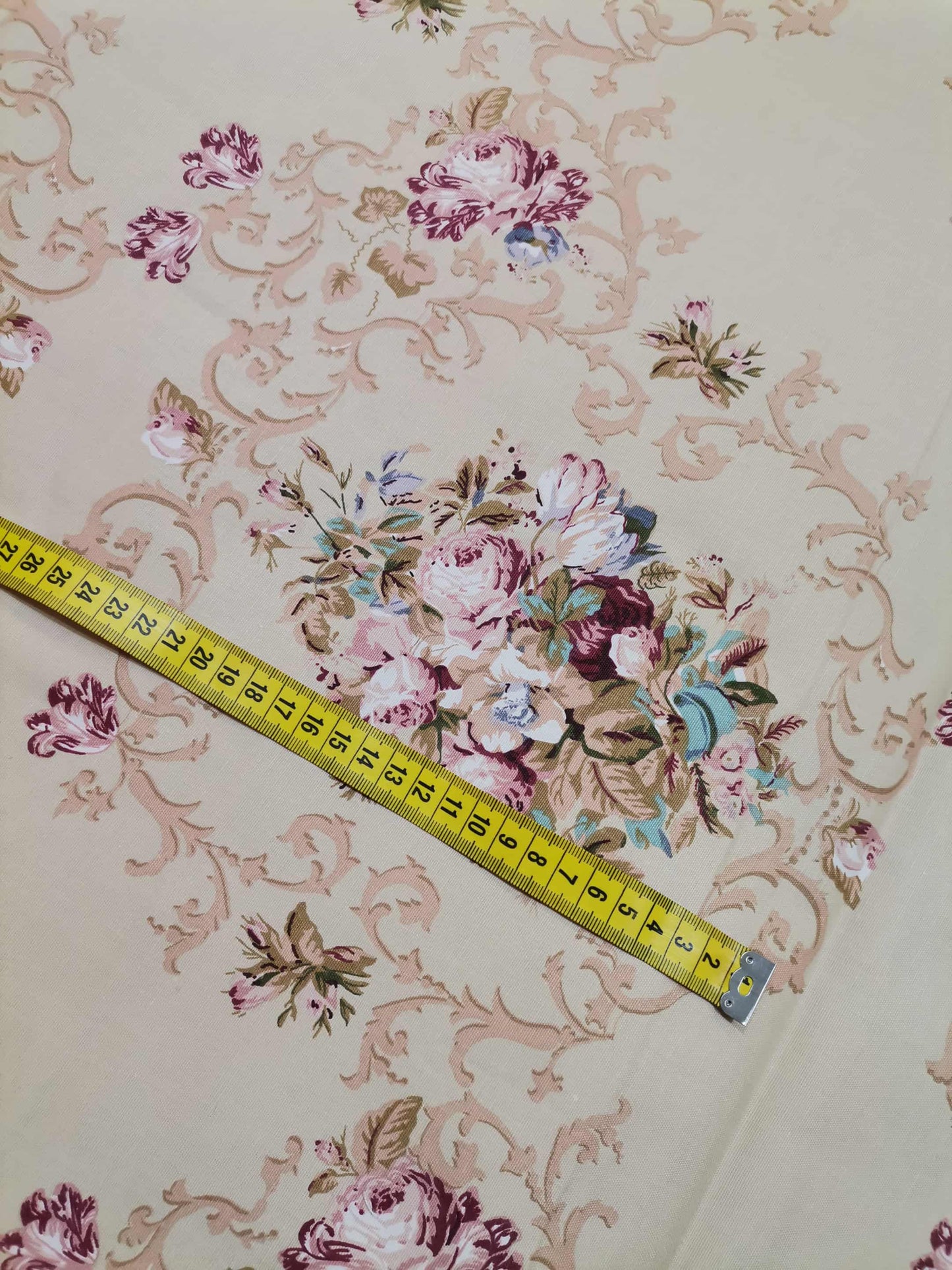 Canvas with romantic Digital print