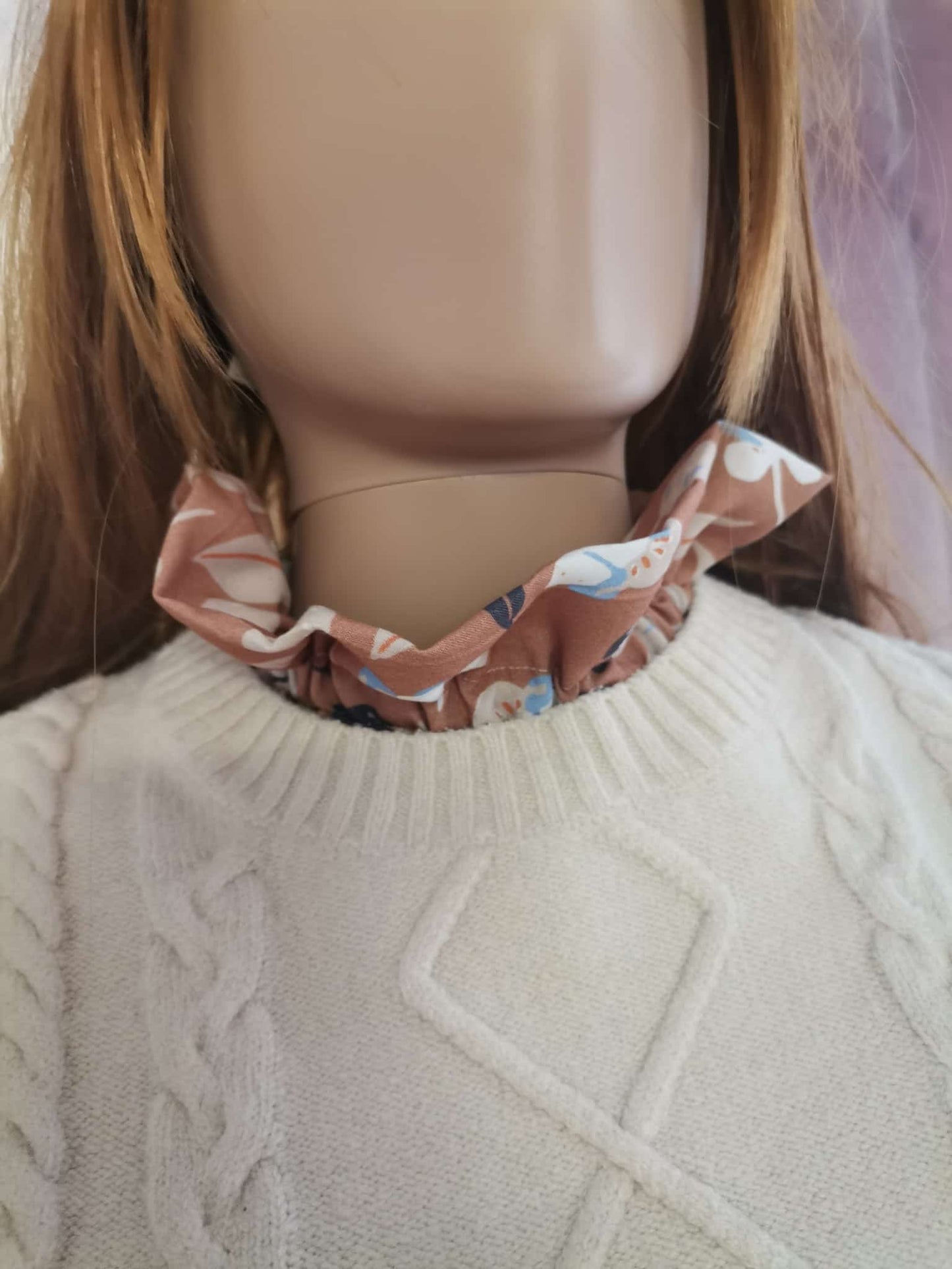 Removable collar