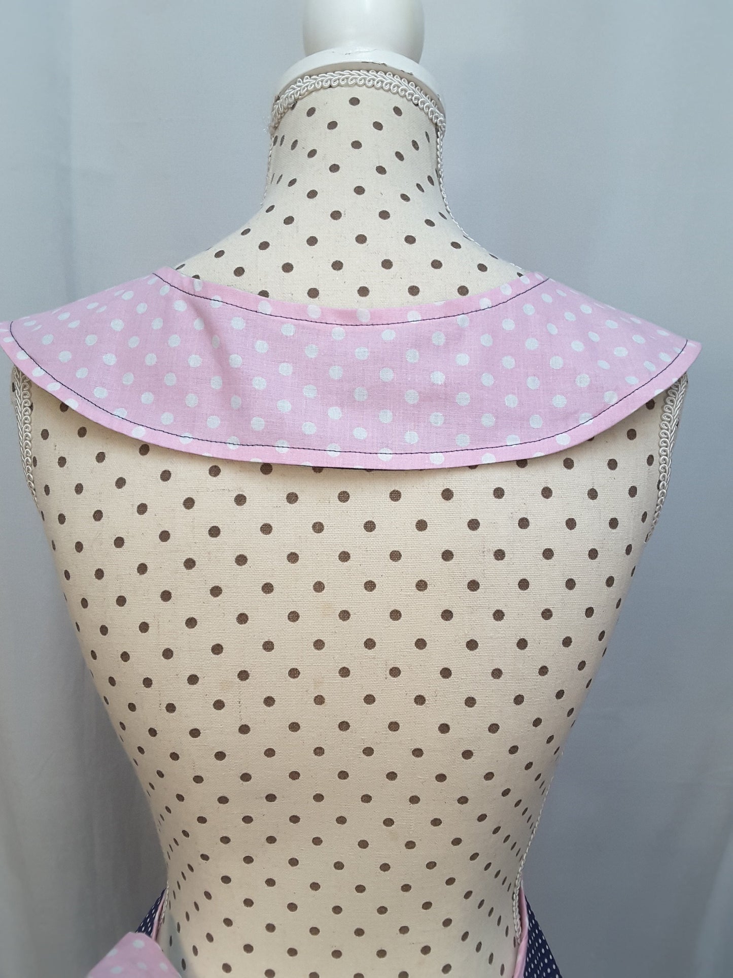 Apron Linda