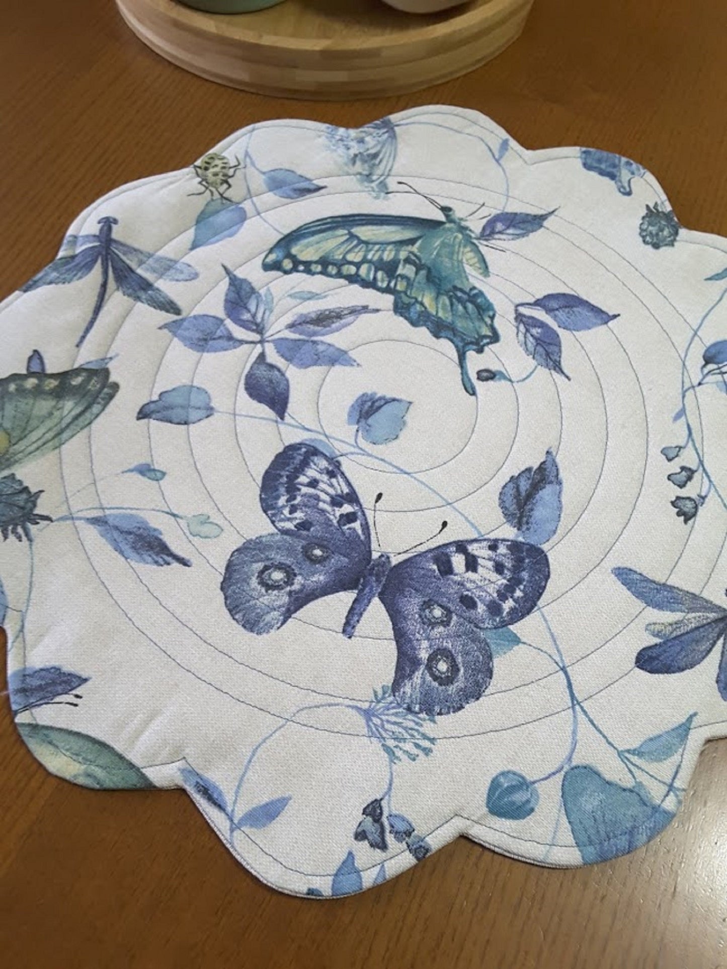Round Quilted Placemats with Butterflies Print