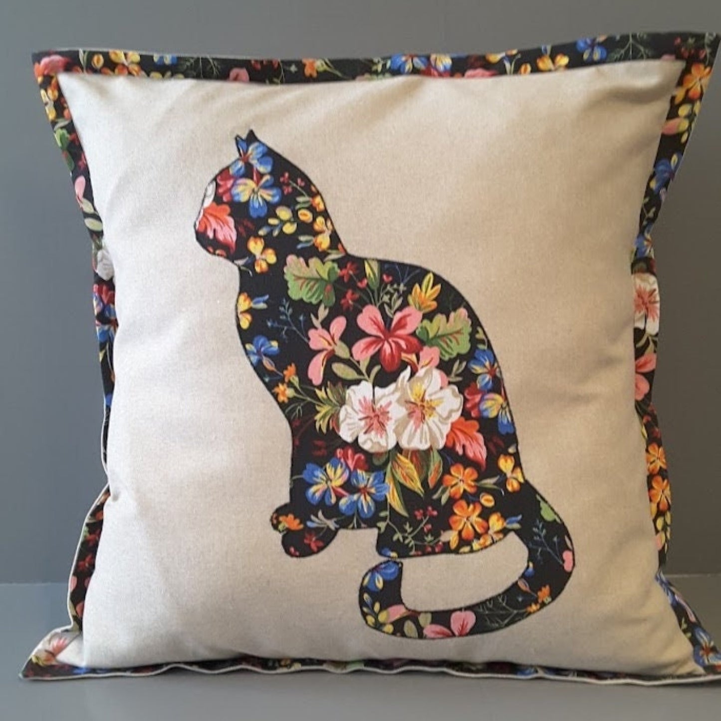 Pillow Case with Cat Applique