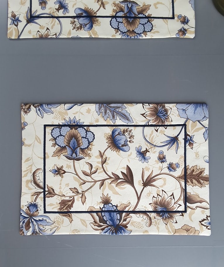 Table Mats in Beige and Blue